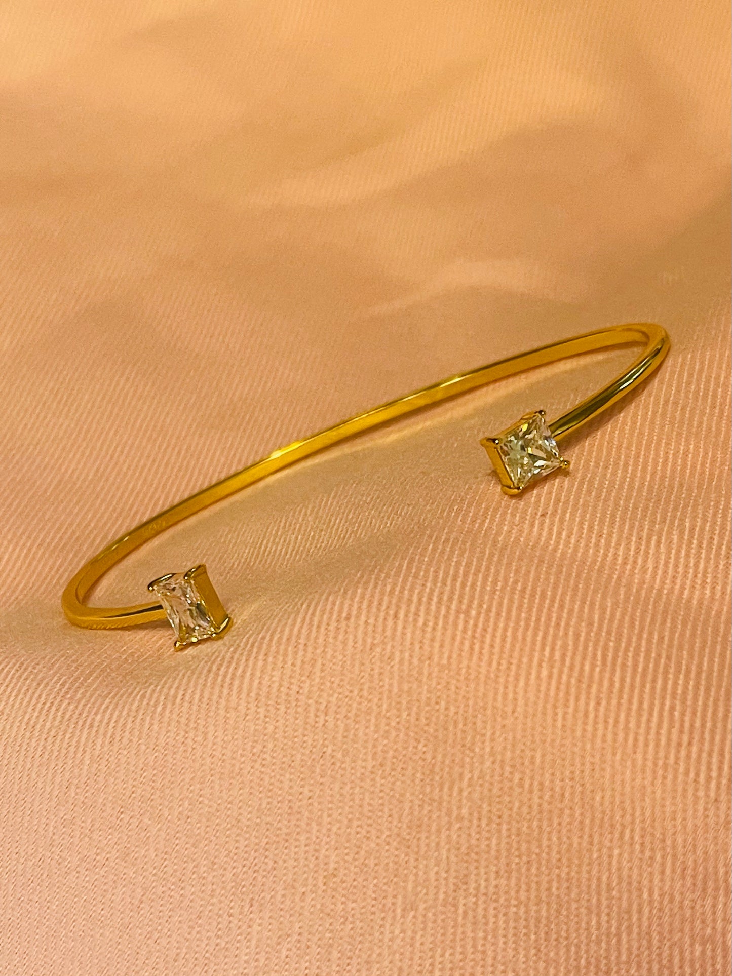 14K Gold Cuff Zircon Bracelet