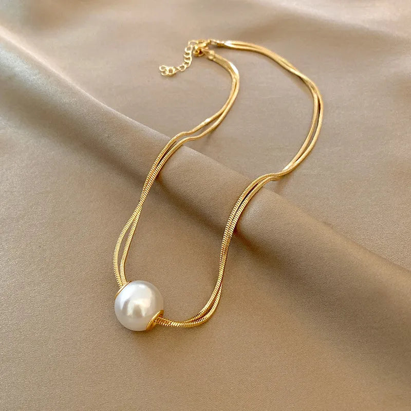 Elegant Pearls Gold Plated Pendant Necklace